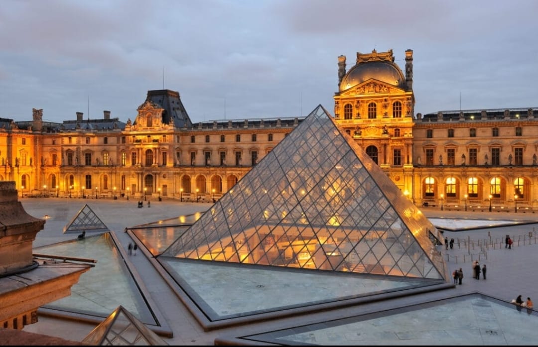 ✨ 8 Jours à Paris : Une Classe à Ciel Ouvert 🏛️ - Image 4