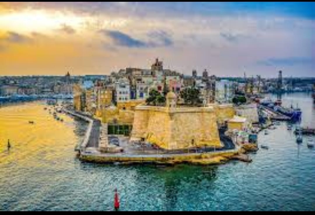 🌻 8 Jours en Italie & à Malte : Entre Histoire Antique et Trésors Méditerranéens ✈️📚 - Image 2